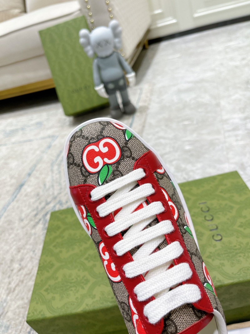 Gucci Sneakers